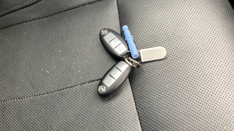 Nissan Qashqai 1.2 DiG-T Tekna [Non-Panoramic] 5dr Xtronic Petrol Hatchback